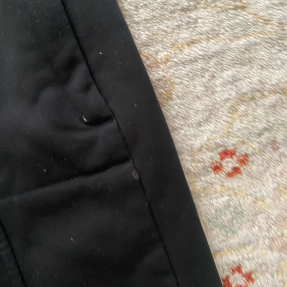 Used Women's North Face fur-lined Belted jacket - Picture 9 of 9